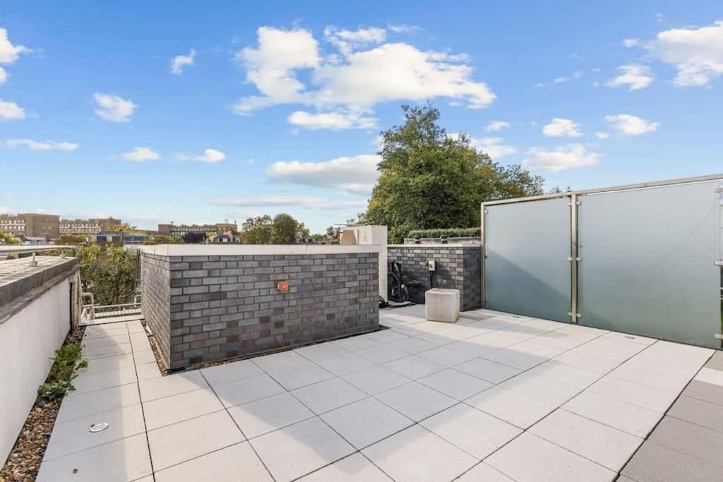 Stylishly Designed 4 Bedroom * Londra