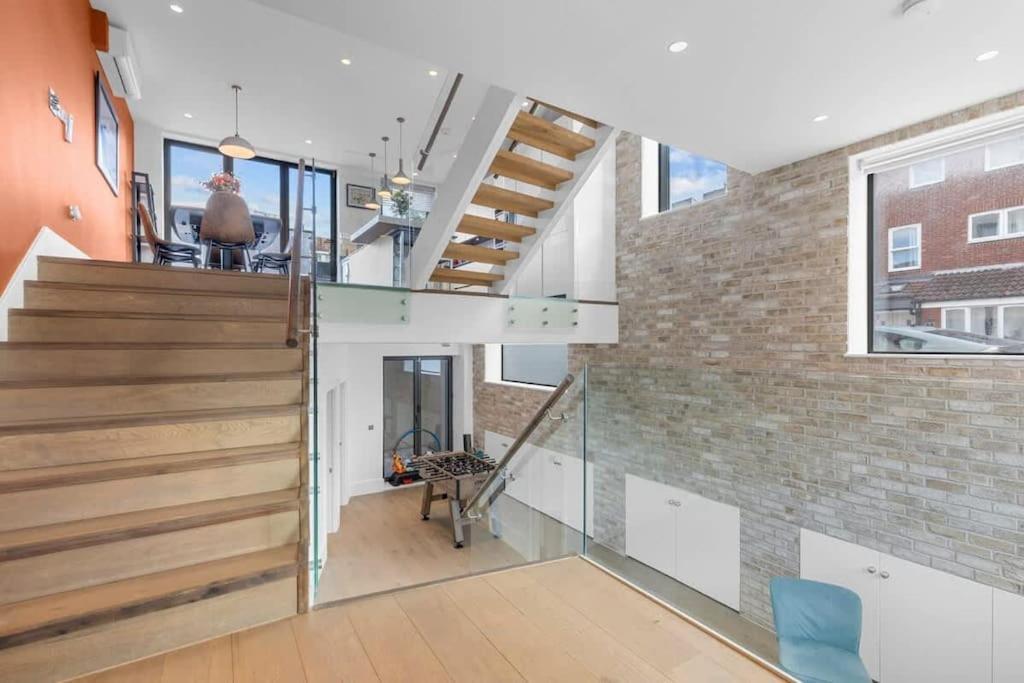 Appartamento Stylishly Designed 4 Bedroom *